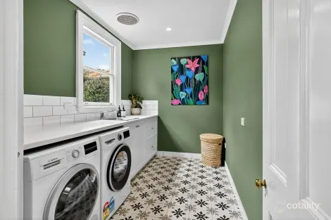 Property photo of 22 Jamieson Street Warrnambool VIC 3280