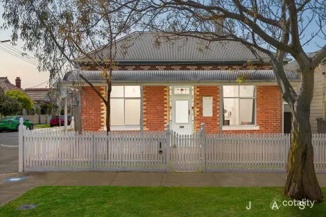 14 Hobbs St, Seddon, VIC 3011