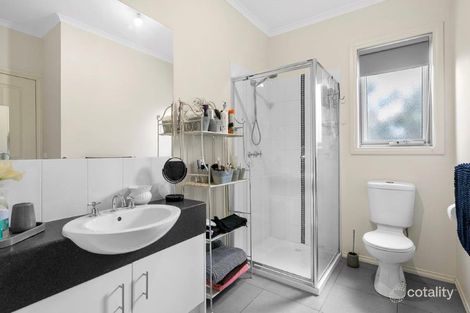 Property photo of 2/10 Raymond Street Somerville VIC 3912