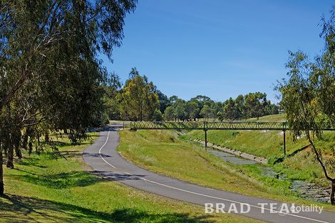 Property photo of 13 Willonga Street Strathmore VIC 3041