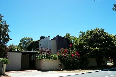 123 Osmaston Rd, Carine, WA 6020