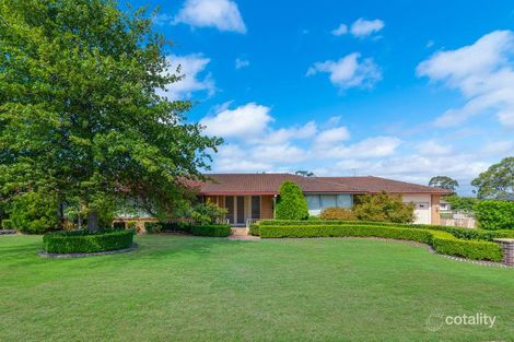 Property photo of 18 Pinaroo Crescent Bradbury NSW 2560
