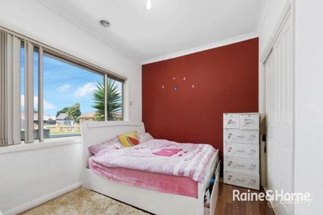 Property photo of 1/37 Millawa Avenue St Albans VIC 3021