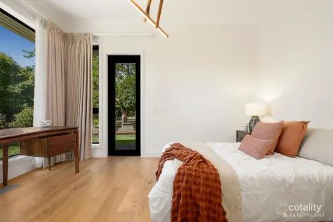 Property photo of 18 Salisbury Street Balwyn VIC 3103