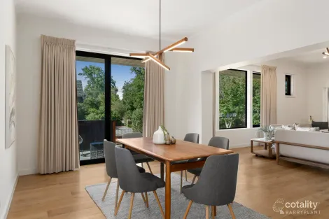 Property photo of 18 Salisbury Street Balwyn VIC 3103