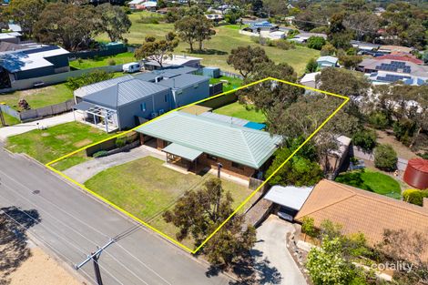 19 Dene Ave, Victor Harbor, SA 5211