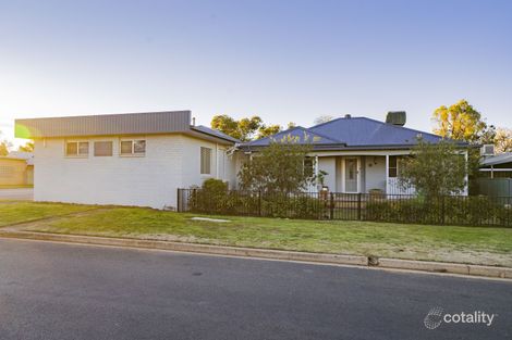 19 Dalgetty St, Narrandera, NSW 2700