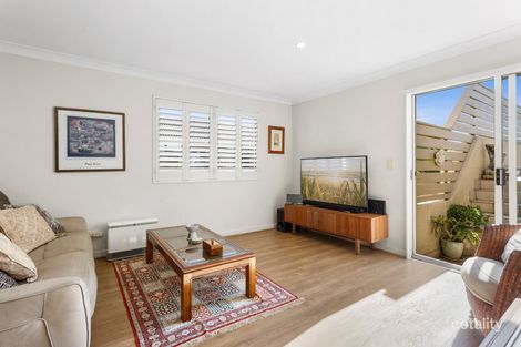 Property photo of 9/4 Campbell Parade Manly Vale NSW 2093