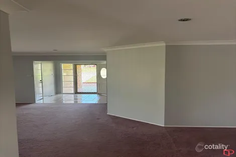 Property photo of 77 Sheraton Circuit Bomaderry NSW 2541