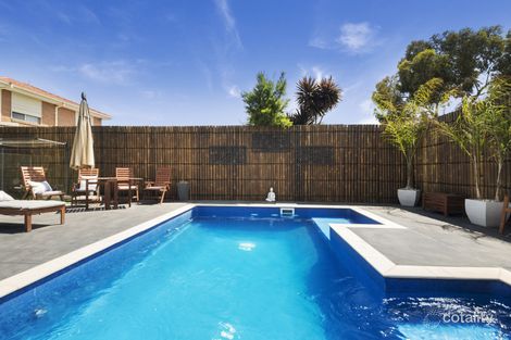 Property photo of 16 Middle Court Thomastown VIC 3074