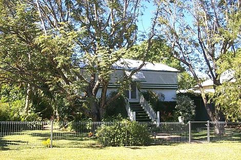 31 Estate St, West End, QLD 4810