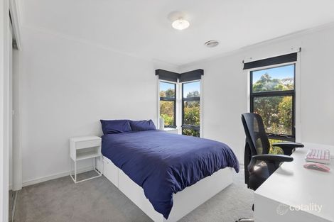 Property photo of 20 Pebble Beach Place Heatherton VIC 3202
