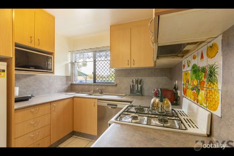 Property photo of 28 Moore Crescent Mornington QLD 4825