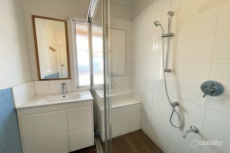 Property photo of 28 Newton Street Reservoir VIC 3073