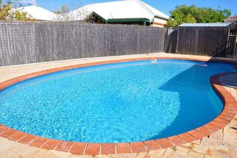 23 Sunningdale Cir, Cooloongup, WA 6168