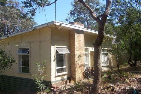 Property photo of 10 Fairdell Crescent Hurstbridge VIC 3099