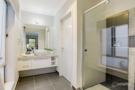 Property photo of 151 Eureka Drive Manor Lakes VIC 3024