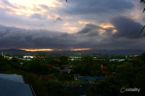 2 Maralinga Dr, Ashmore, QLD 4214