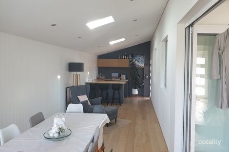 Property photo of 35 Gradient Way Beldon WA 6027