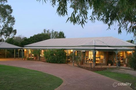 12 Halcyon Way, Narre Warren South, VIC 3805