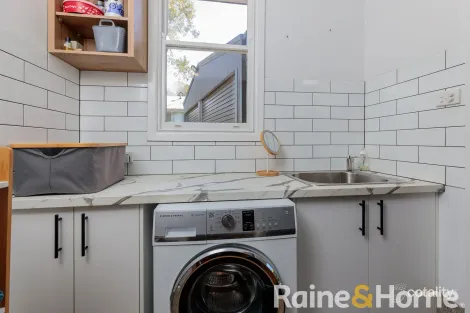 Property photo of 22 Dalton Street Dubbo NSW 2830