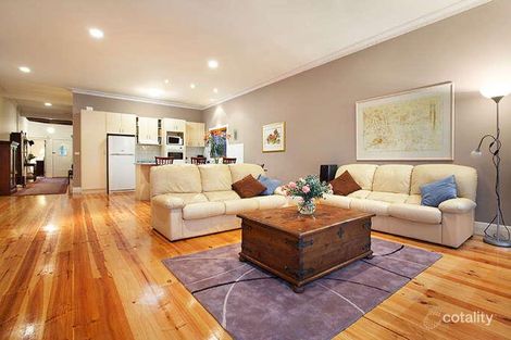 Property photo of 10 Hillcrest Avenue Caulfield South VIC 3162