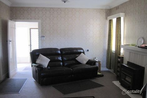 Property photo of 16 Carpenter Street Kangaroo Flat VIC 3555