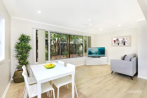 Property photo of 25 Oloway Crescent Alexandra Headland QLD 4572