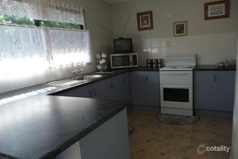 Property photo of 17 King George Street Mount Larcom QLD 4695