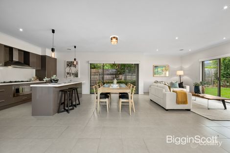 Property photo of 2/7 Lyric Court Glen Waverley VIC 3150