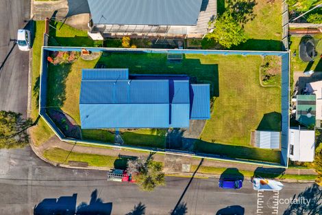 19 HEPWORTH ST, ARUNDEL, QLD 4214