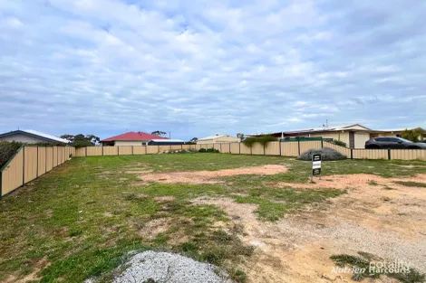 Property photo of 12 McGinniss Way Merredin WA 6415