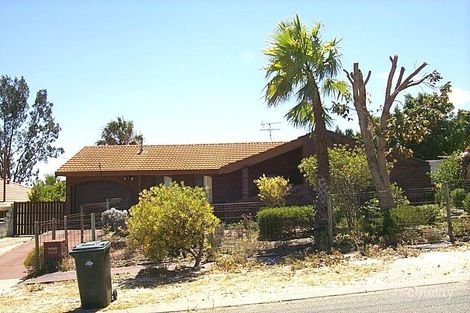 8 Absolon Way, Hillarys, WA 6025