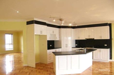 Property photo of 27 Dobell Crescent Caroline Springs VIC 3023