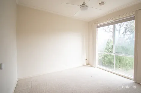 Property photo of 3 Bellevue Drive Berwick VIC 3806