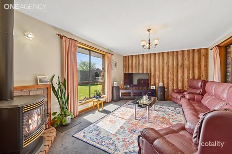 Property photo of 15 Roberts Court Devonport TAS 7310