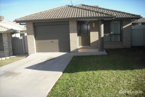 Property photo of 8A Sippel Close Oxley Vale NSW 2340