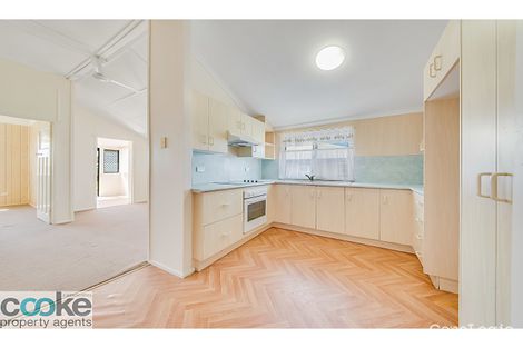 Property photo of 4 Tung Yeen Street Park Avenue QLD 4701