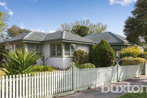Property photo of 23 Swan Road Murrumbeena VIC 3163