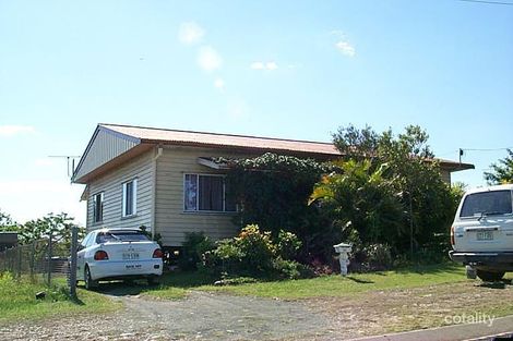32 Hartley St, Emu Park, QLD 4710