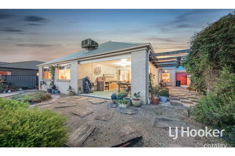 Property photo of 86 Windermere Boulevard Pakenham VIC 3810