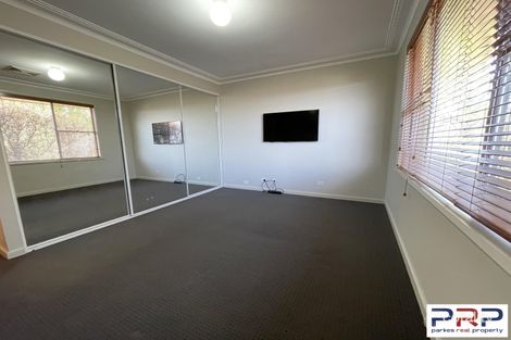 Property photo of 2 Albert Street Parkes NSW 2870