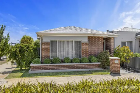 Property photo of 1 Ewart Close Lucas VIC 3350