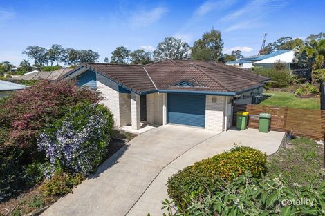 5 Inverness St, Southside, QLD 4570