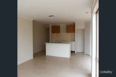 Property photo of 9 Topper Street Werribee VIC 3030