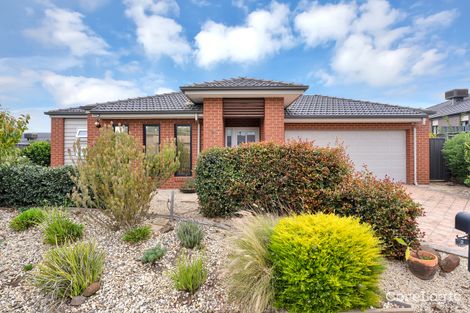Property photo of 2 Burley Court Manor Lakes VIC 3024