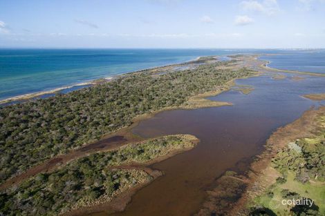 18 Swan Pde, St Leonards, VIC 3223