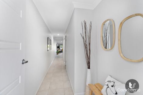 Property photo of 1/297 Colburn Avenue Victoria Point QLD 4165