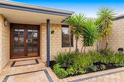 Property photo of 1 Bookleaf Loop Halls Head WA 6210