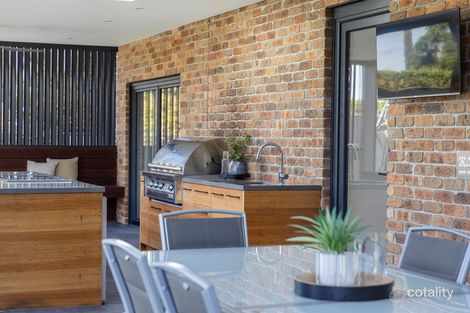 Property photo of 10 Sheoak Road Frankston South VIC 3199